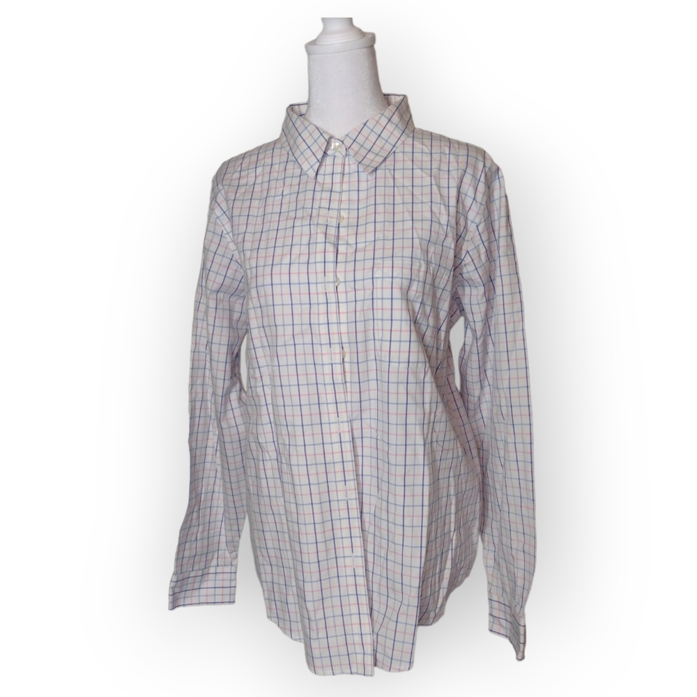 LL Bean Button Up Shirt Medium Women Wrinkle Free Blue White Blue Plaid